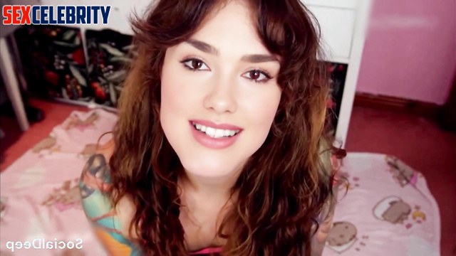 She wants you to see how beautiful her pussy is / Dua Lipa real fake