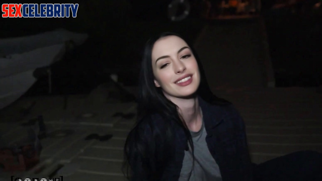 She liked what he did to her in the tent - Anne Hathaway internet celeb