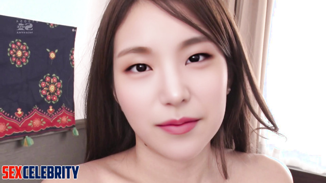 Couple was playing with each other whole evening / Yeji (예지 있지) face swap