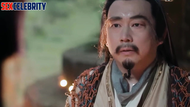 Just massage is not enough for her - Yang Mi (杨幂 中国人)