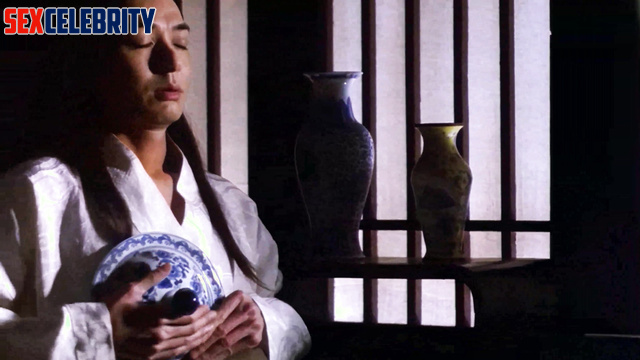 Erotic games with busty princess - Liu Yifei (刘亦菲 智能換臉)