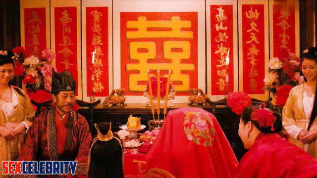 Stunning brunette Tong Liya (佟丽娅) helps the warriors to relax 人工智能