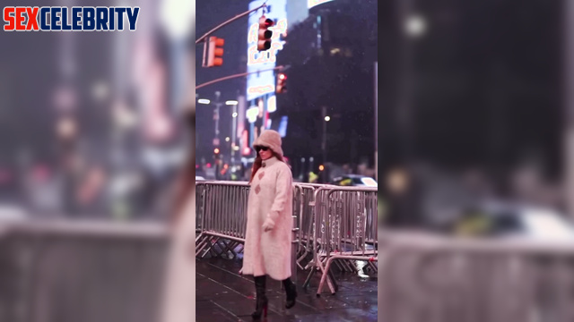 AI Jackie Guerrido does Time Square parking lot blowjob