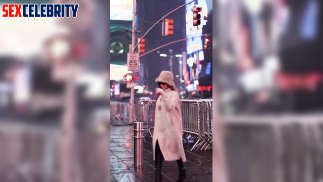 AI Jackie Guerrido does Time Square parking lot blowjob