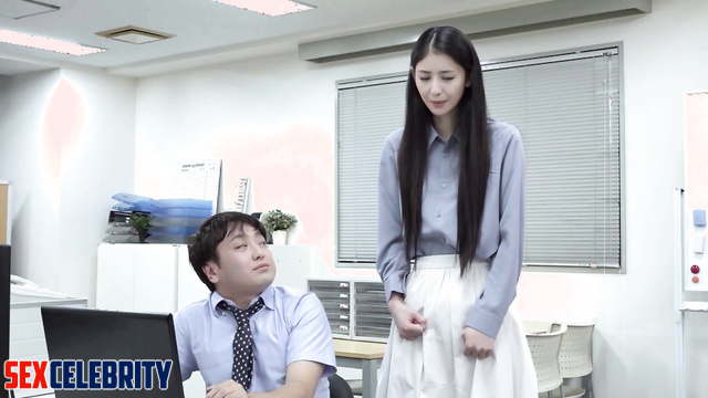 Lunch fingering in the office / Tong Liya (佟丽娅 充满激情的性爱) deepfake video