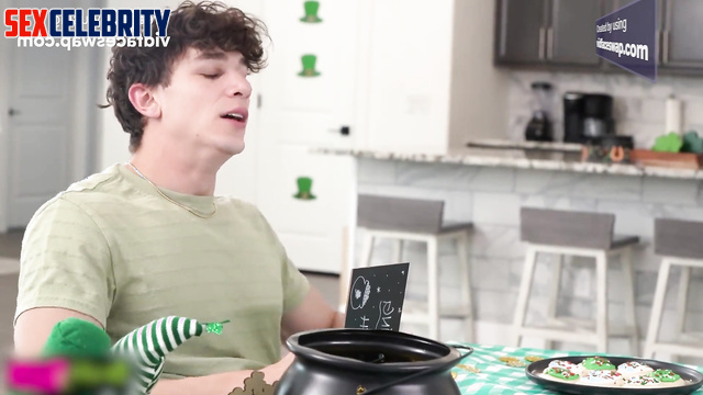 Stepsis A.I. Elizabeth Olsen's Irish Kissing Booth complete with Glory Hole