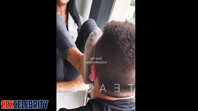 Fakeapp Dua Lipa - Boss Forces Slave To Smell Her Stinky Socks